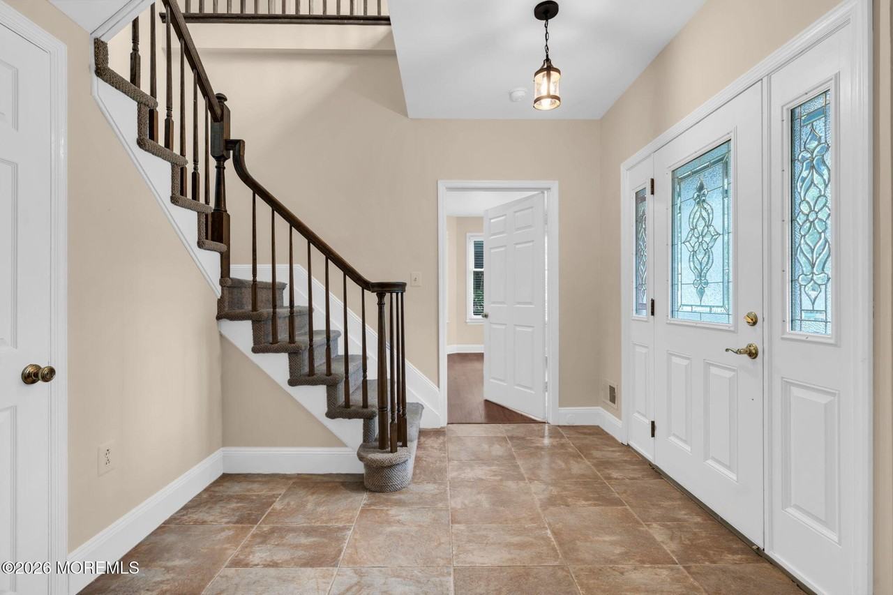 19 Mill Rd - Photo 6 of 44