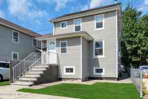 featured image of 253 1st St