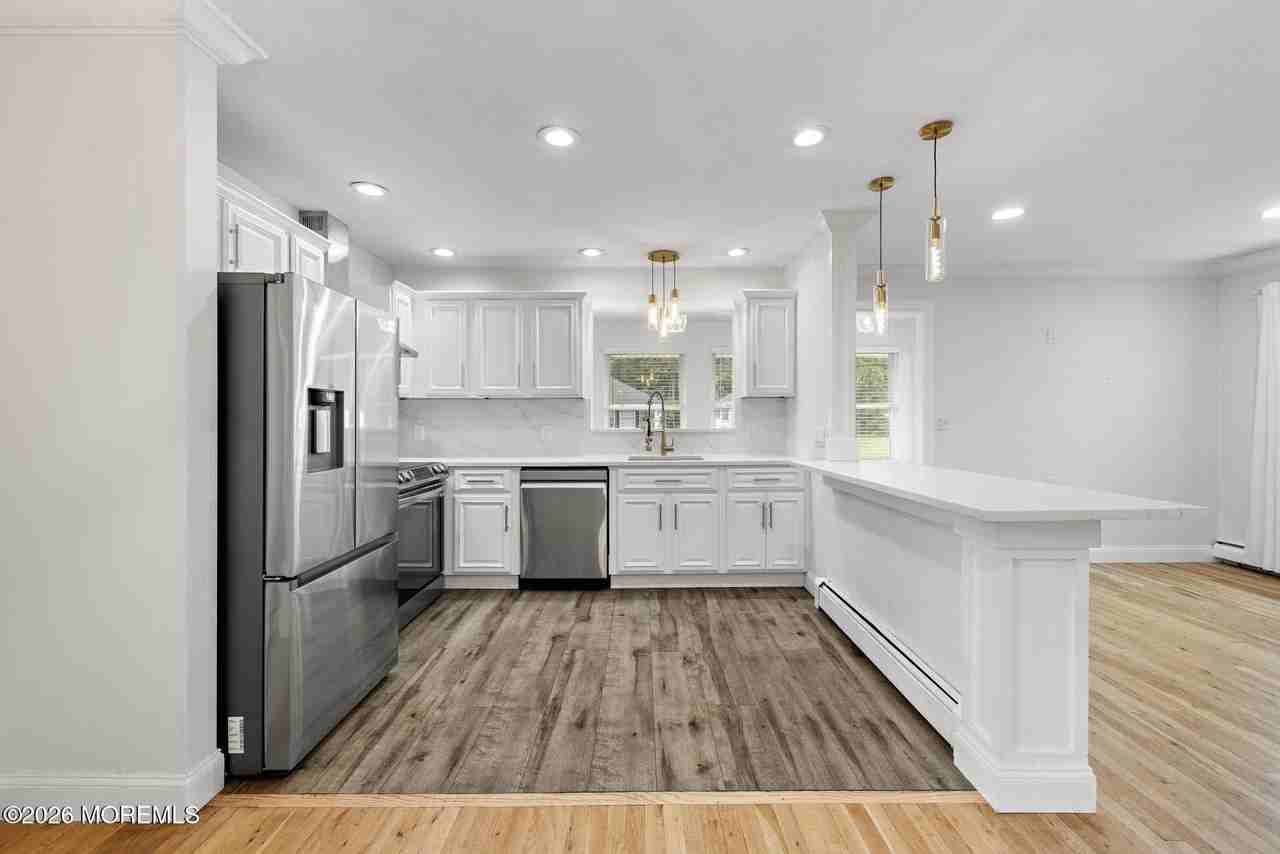 2264 Hovsons Blvd - Photo 6 of 28