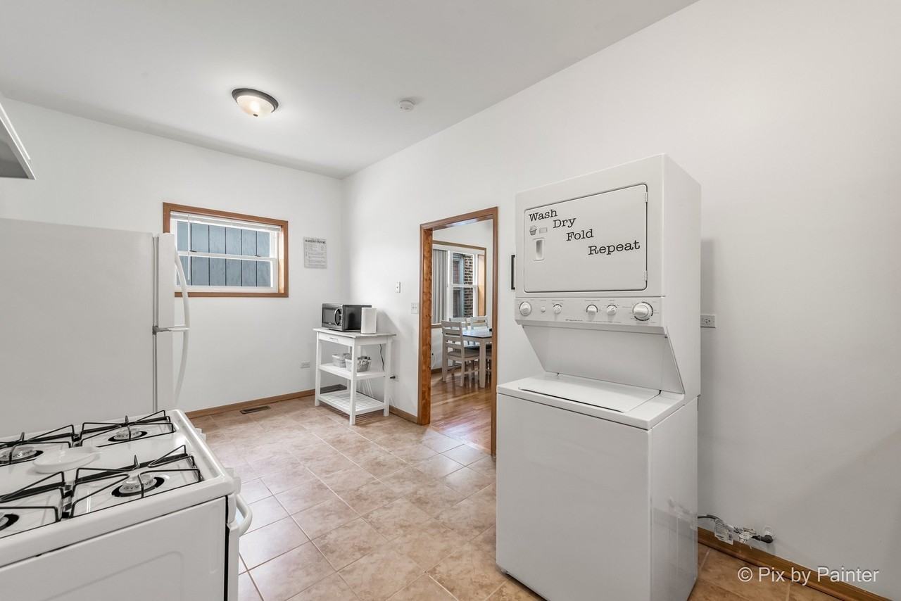 3305 S Bell Ave - Photo 4 of 9