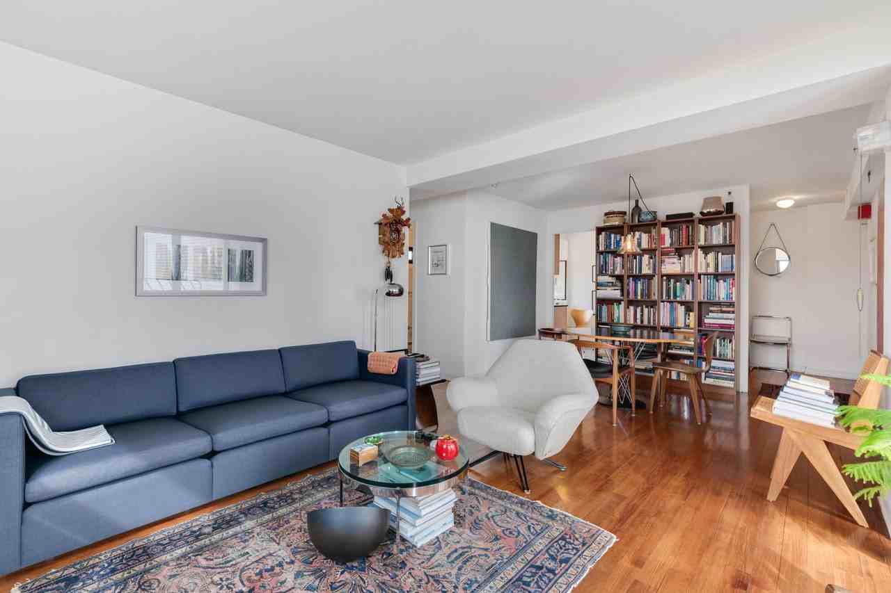 6030 N Sheridan Rd #901 - Photo 3 of 16