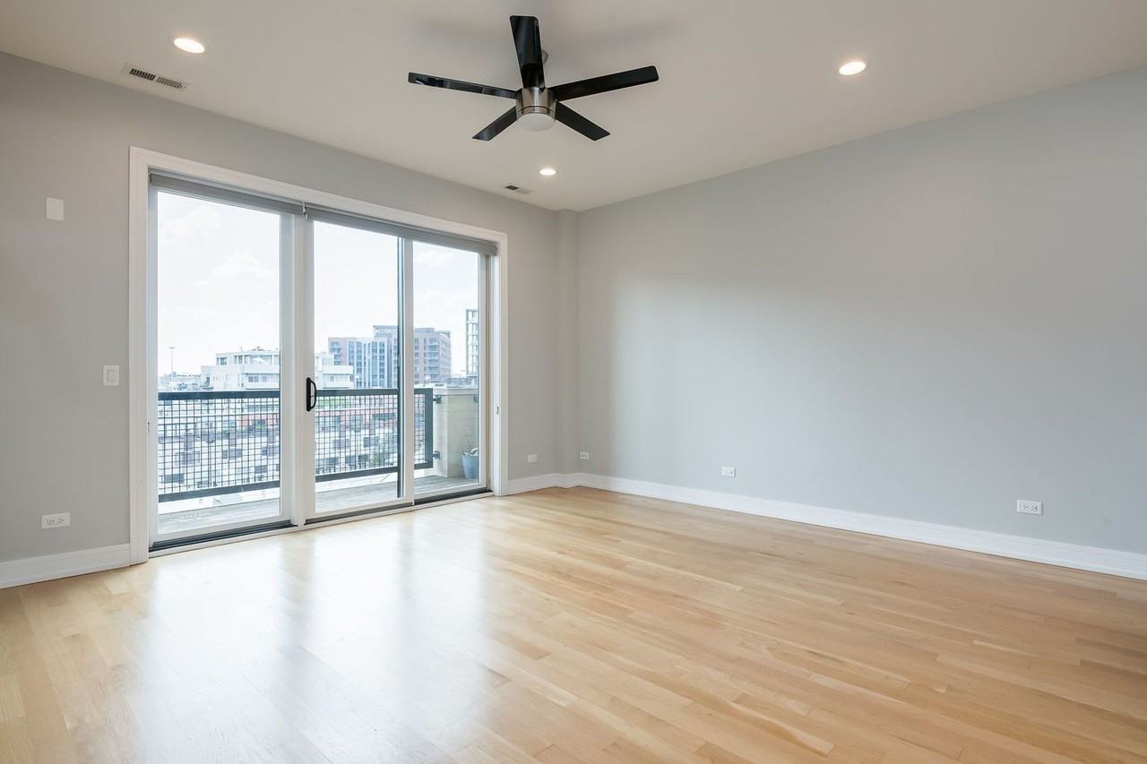 680 N Milwaukee Ave #604 - Photo 5 of 28