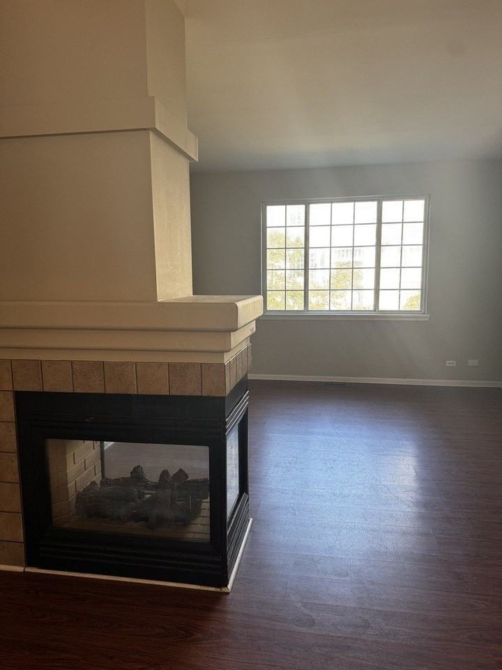 2322 Twilight Dr - Photo 4 of 13