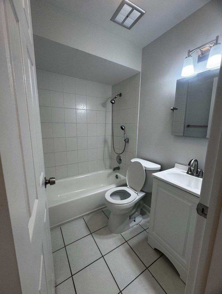 8636 Grand Ave #3A - Photo 7 of 10