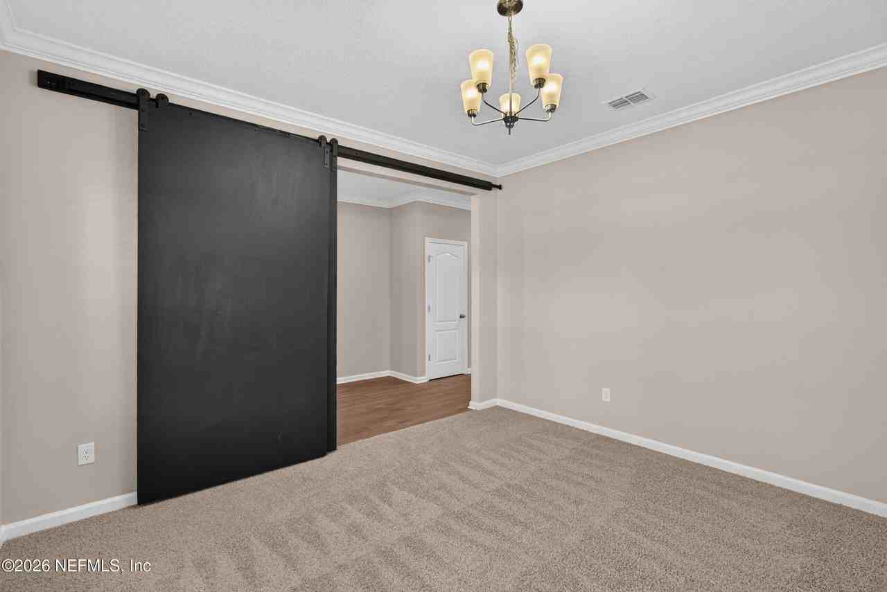 1426 Kendall Dr - Photo 7 of 44