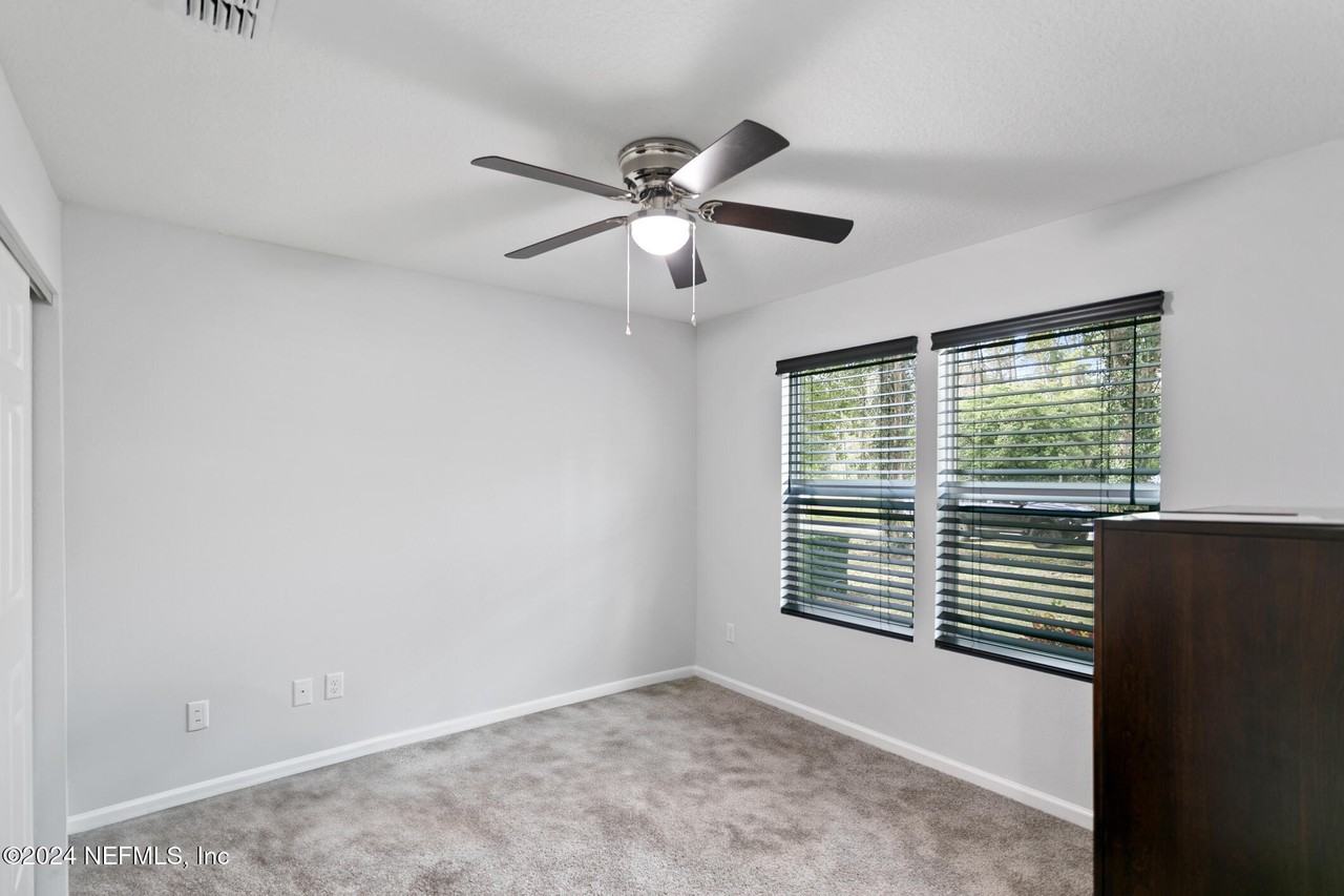 6133 Catawissa Ct - Photo 6 of 35