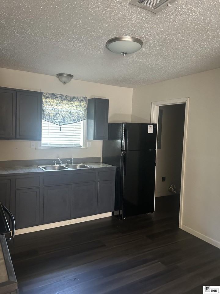 103 Mays Dr - Photo 3 of 10