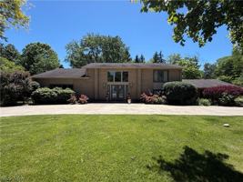 featured image of 2737 Sinton Pl
