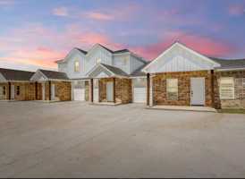 featured image of 100 N Park Ct