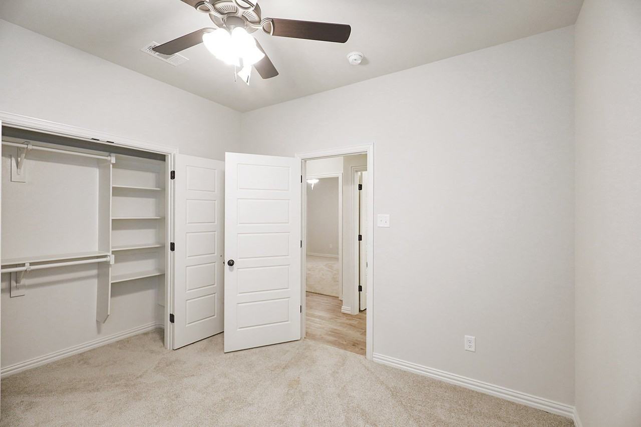 100 N Park Ct - Photo 6 of 14