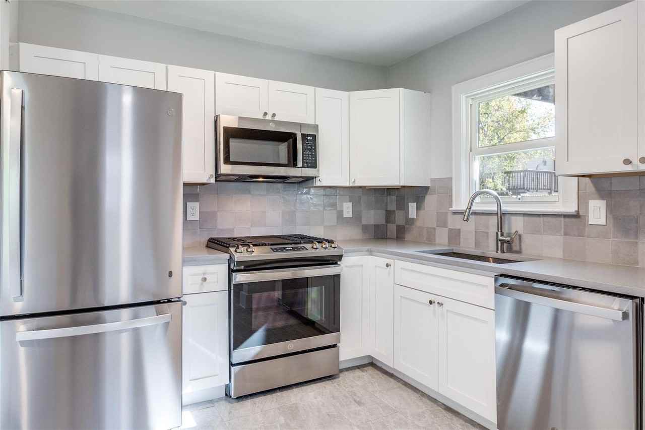 5936 La Vista Dr - Photo 5 of 12