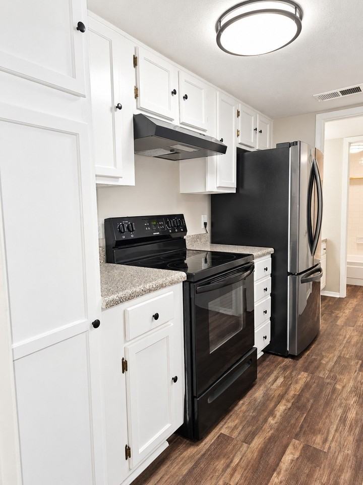 4653 Country Creek Dr #1124 - Photo 5 of 21