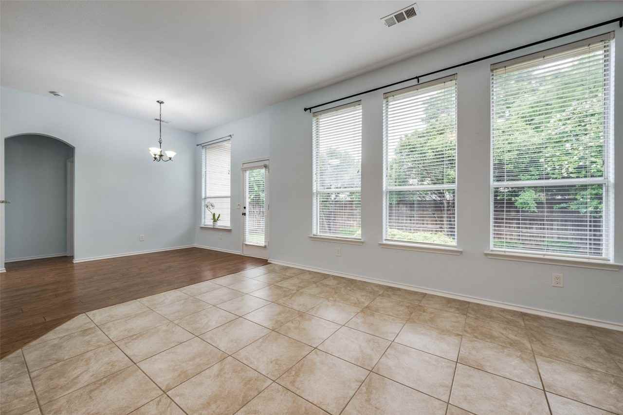 1617 Redwood Dr - Photo 7 of 29