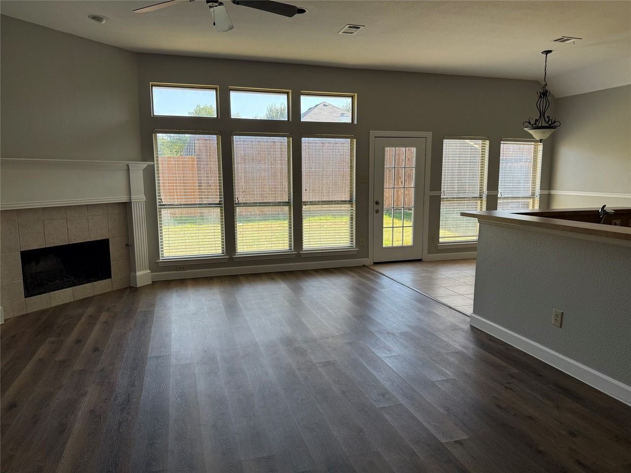 12301 Cajun Dr - Photo 6 of 22