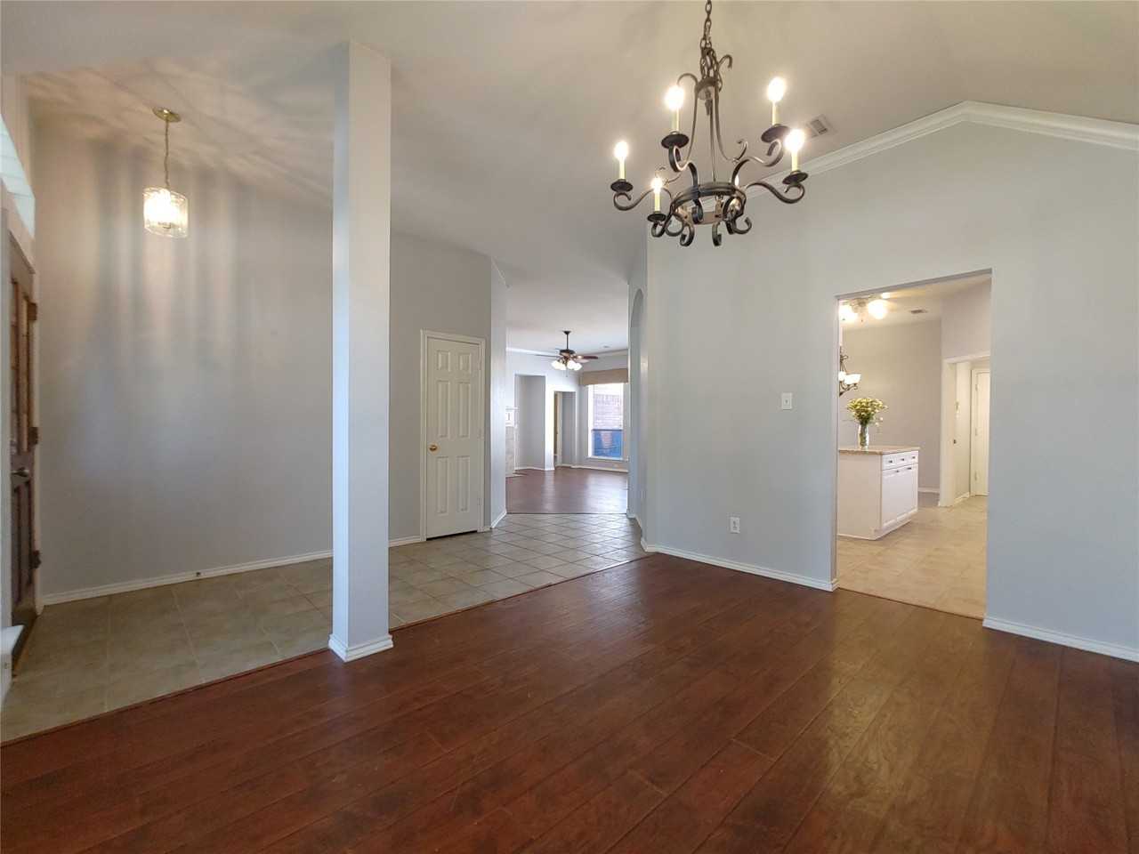 2417 Clear Field Dr - Photo 7 of 34