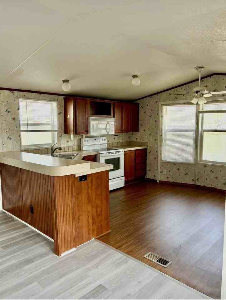 10481 Private Road 3709 #11 - Photo 4 of 8