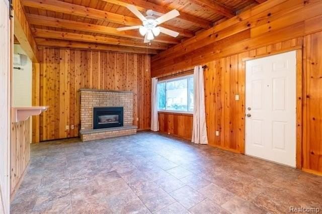 7278 Maple Rd - Photo 3 of 16