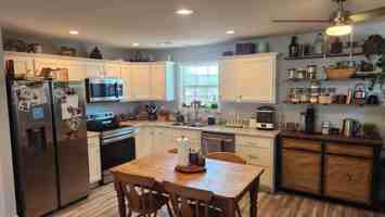 featured image of 648 Florida St