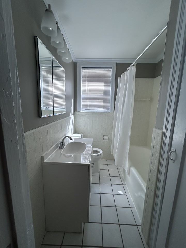 7359 Amherst Ave #1F - Photo 7 of 22