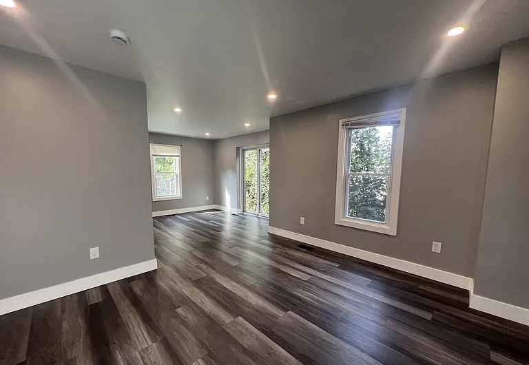 172 Grant St - Photo 5 of 10
