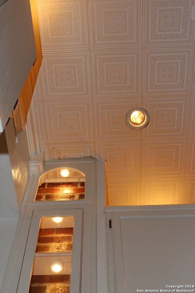 903 E Euclid Ave #903 - Photo 6 of 24
