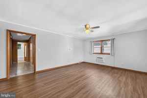 featured image of 4 Pierson Pl #A