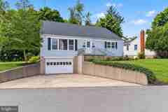 4 Pierson Pl #B - Photo 1 of 1