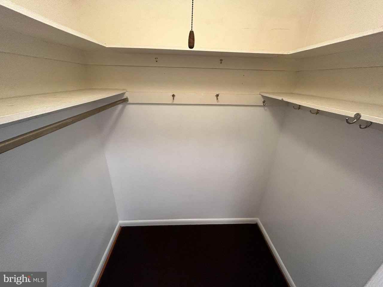 1931 N Cleveland St #402 - Photo 3 of 17