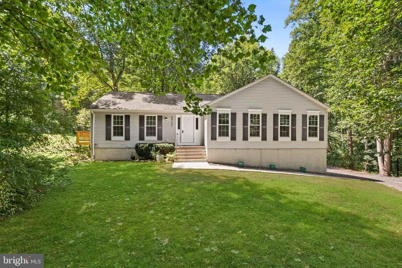 38151 Snickersville Tpke - Photo 3 of 50