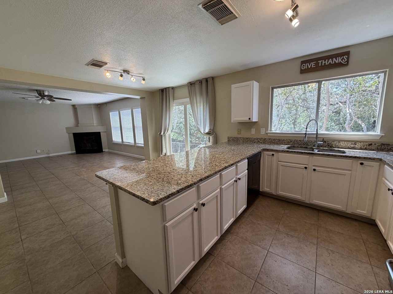 18731 Redriver Trl - Photo 7 of 25