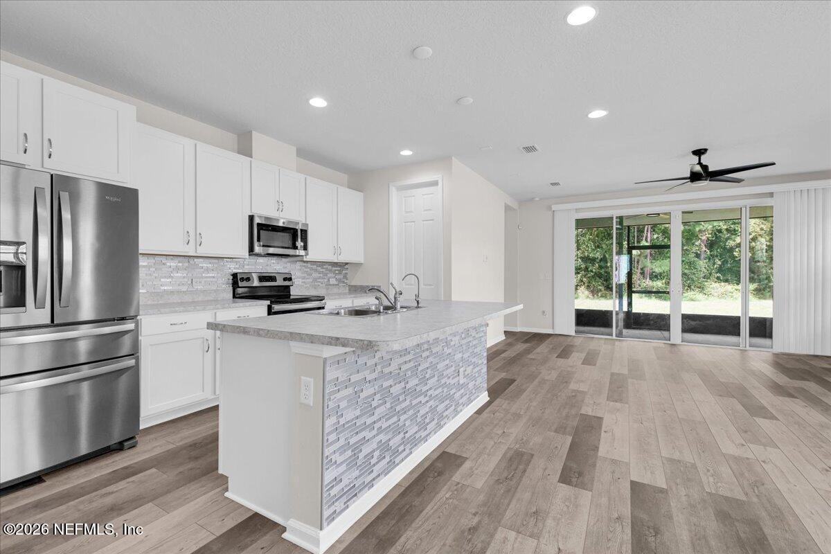 1420 Tropical Pine Cv - Photo 6 of 31