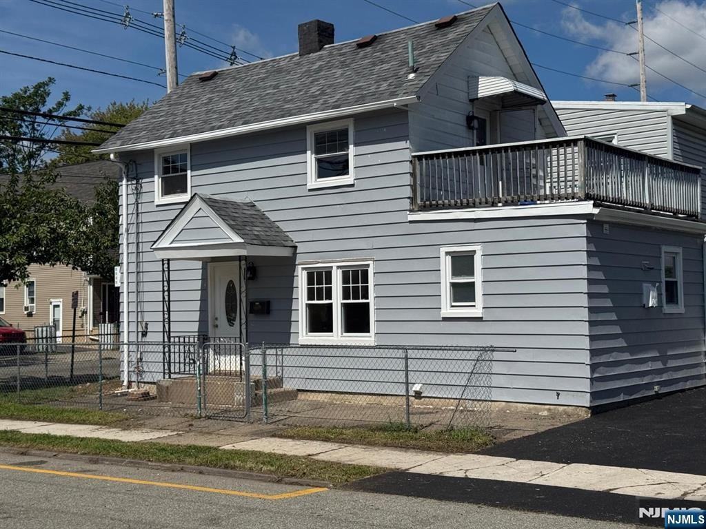 118 Palisade Ave - Photo 2 of 13