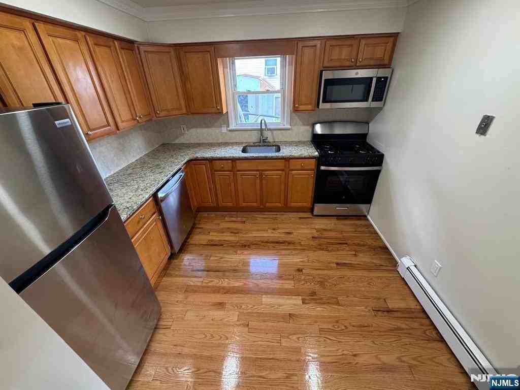 118 Palisade Ave - Photo 4 of 13