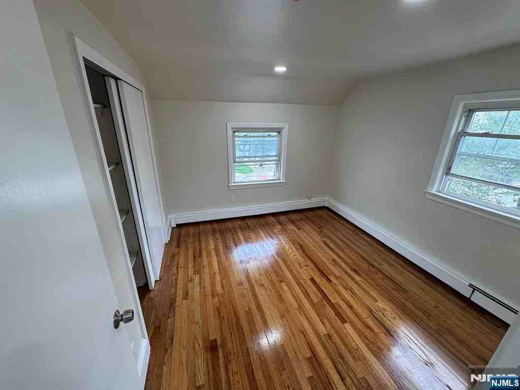 118 Palisade Ave - Photo 5 of 13