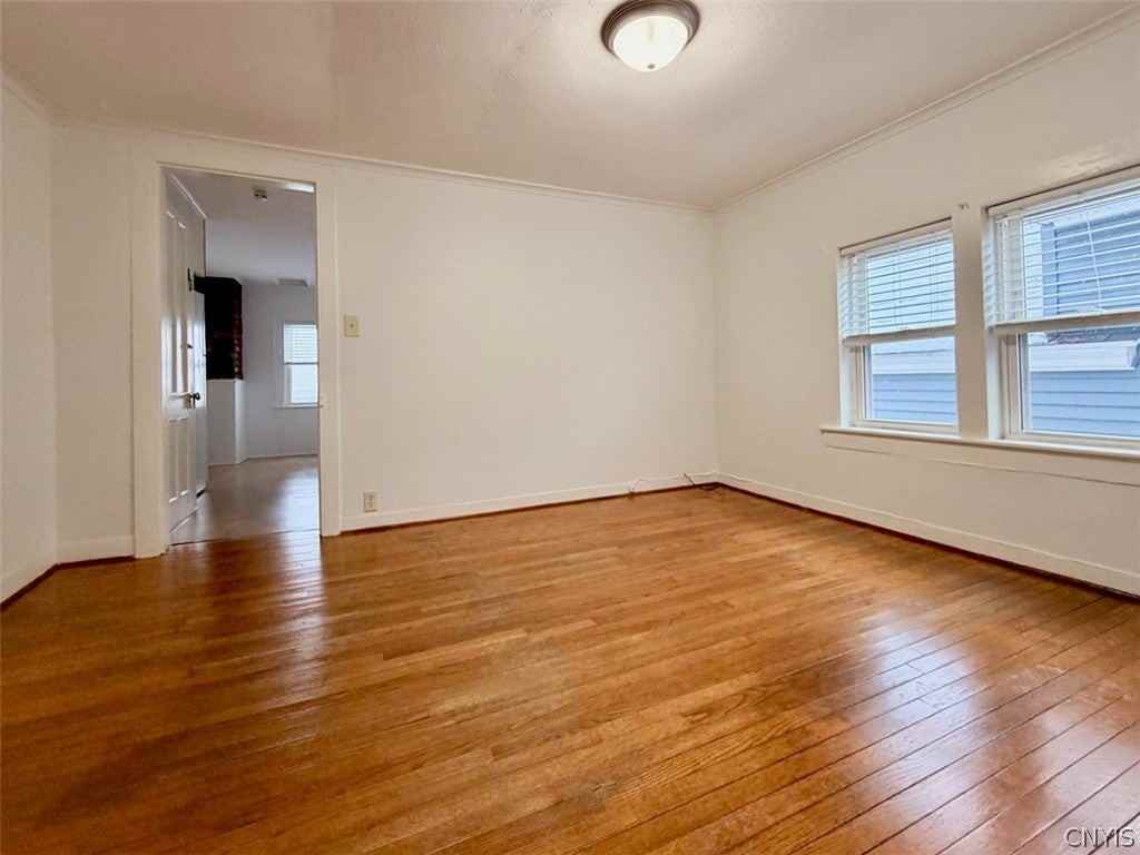 88 E 5th St - Photo 3 of 11