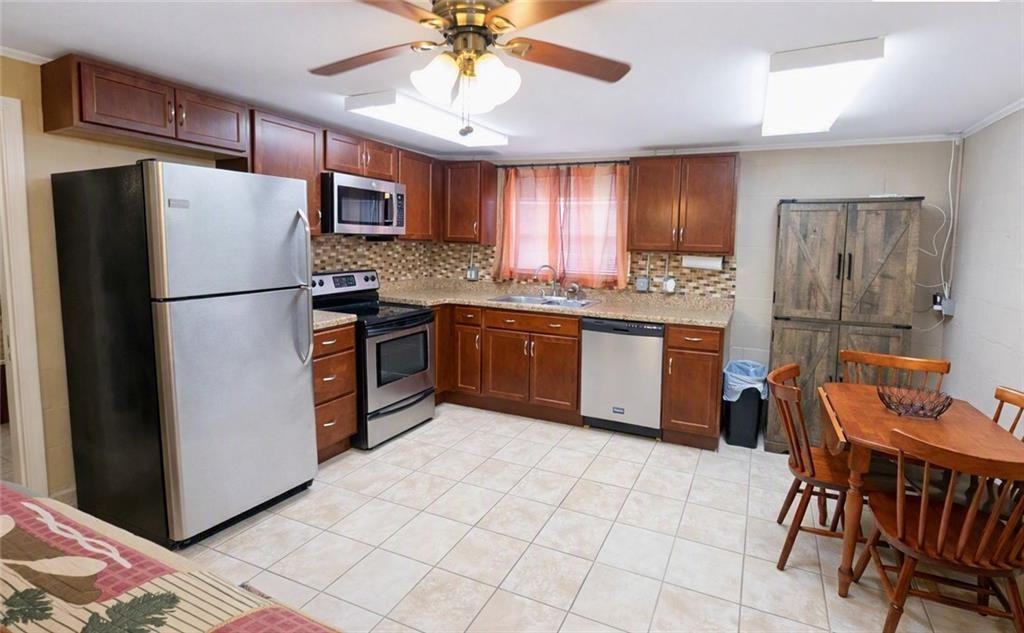 809 Epsilon St - Photo 2 of 6