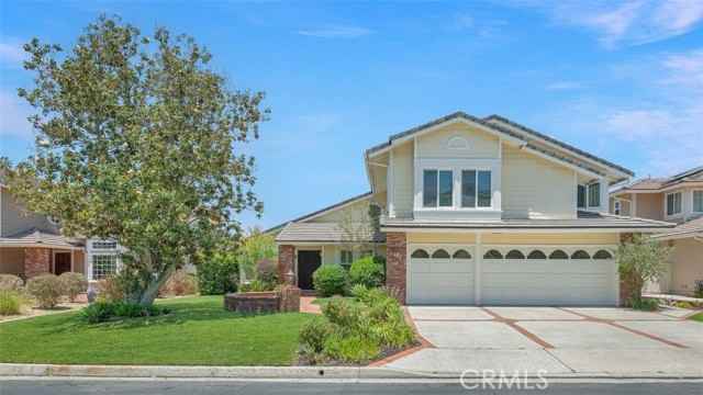 11 Pinewood Dr - Photo 2 of 30