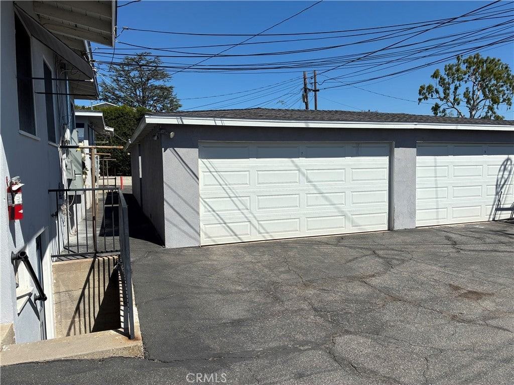 630 W Foothill Blvd - Photo 3 of 10
