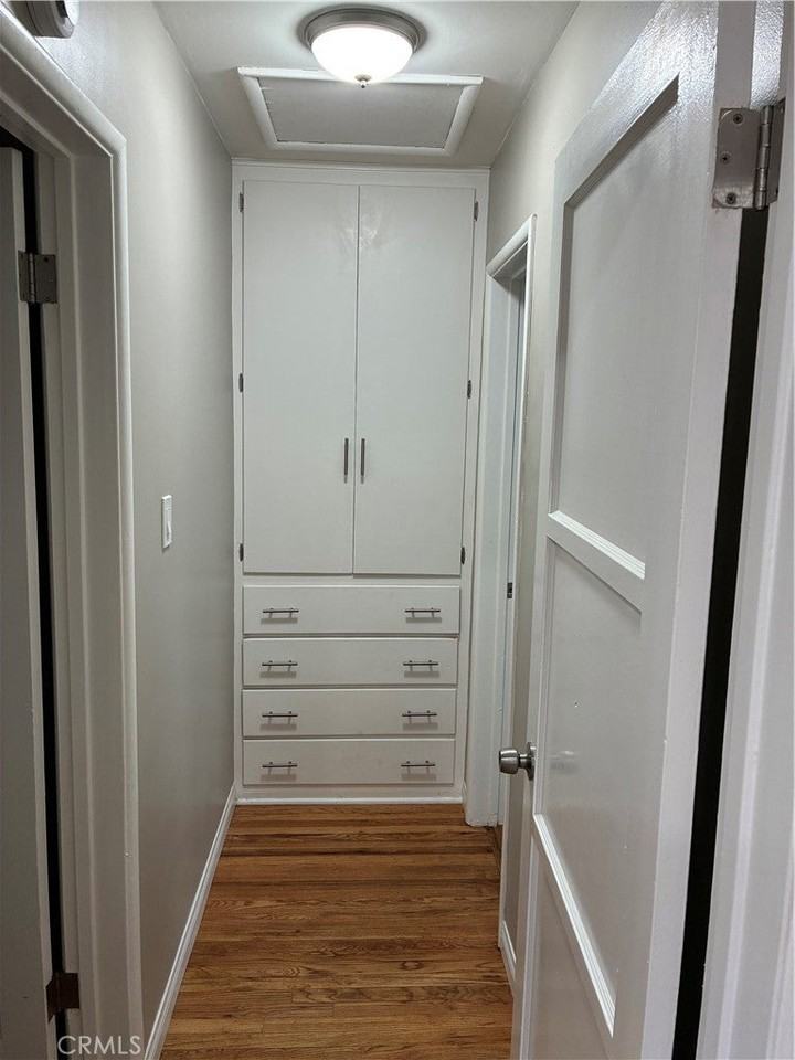 630 W Foothill Blvd - Photo 5 of 10