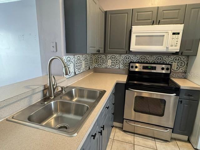 527 Water St - Photo 7 of 18