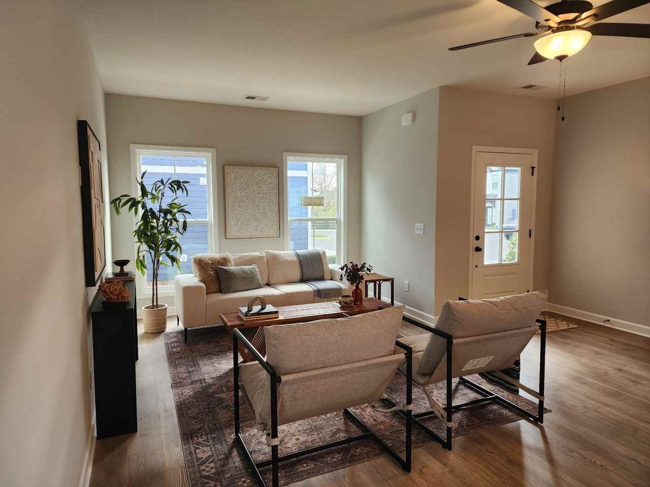 416 Queen Ln - Photo 6 of 7