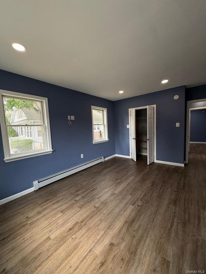 93 Howells Rd - Photo 7 of 9