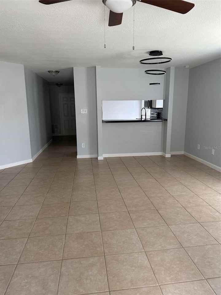 3218 Bearclaw Way - Photo 4 of 15
