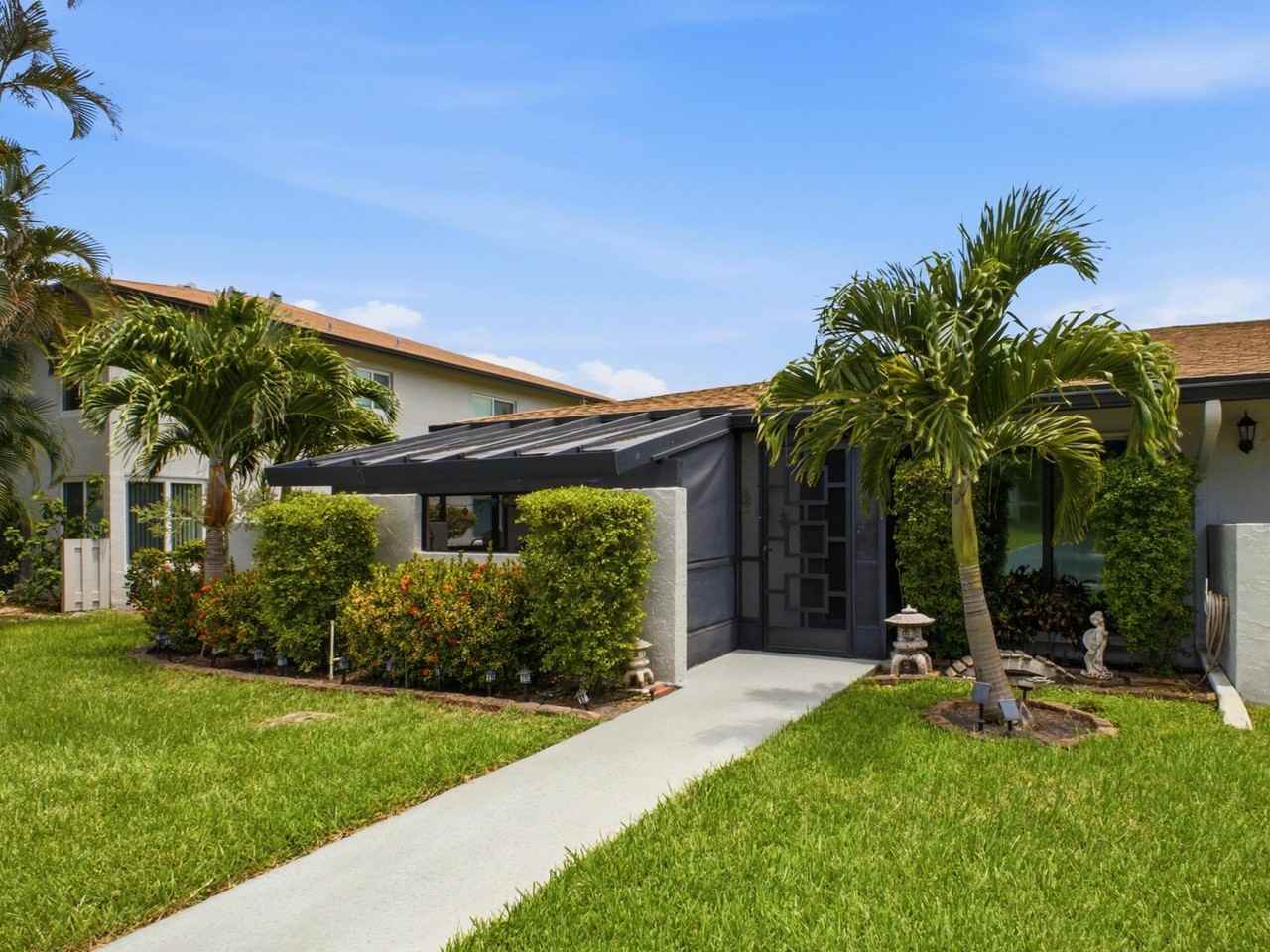 5800 Princess Palm Ct - Photo 3 of 31