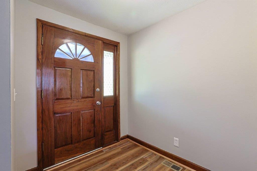 8047 Bethany Rd #1 - Photo 3 of 31