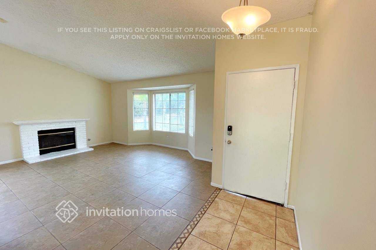 19086 Reindeer Dr - Photo 3 of 21