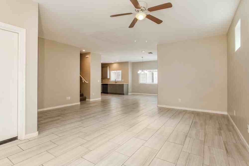 1726 W Minton St - Photo 6 of 17