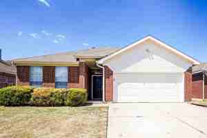 featured image of 7213 Park Creek Cir W