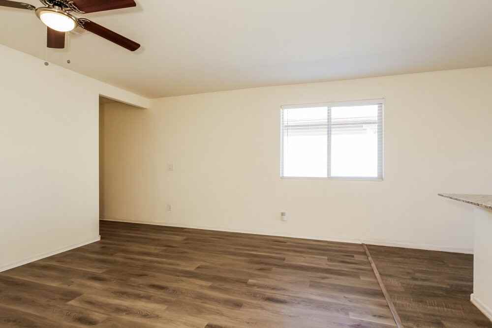 25832 W Samantha Way - Photo 5 of 16