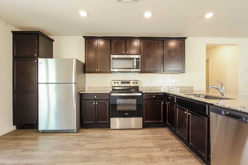 25832 W Samantha Way - Photo 7 of 16